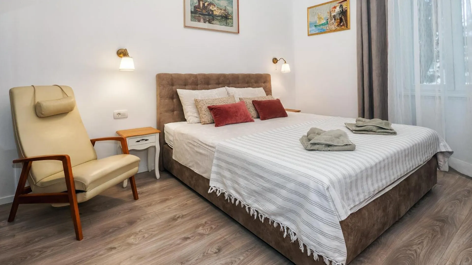 Apartment City Center Secession Charm Near National Theatre Split