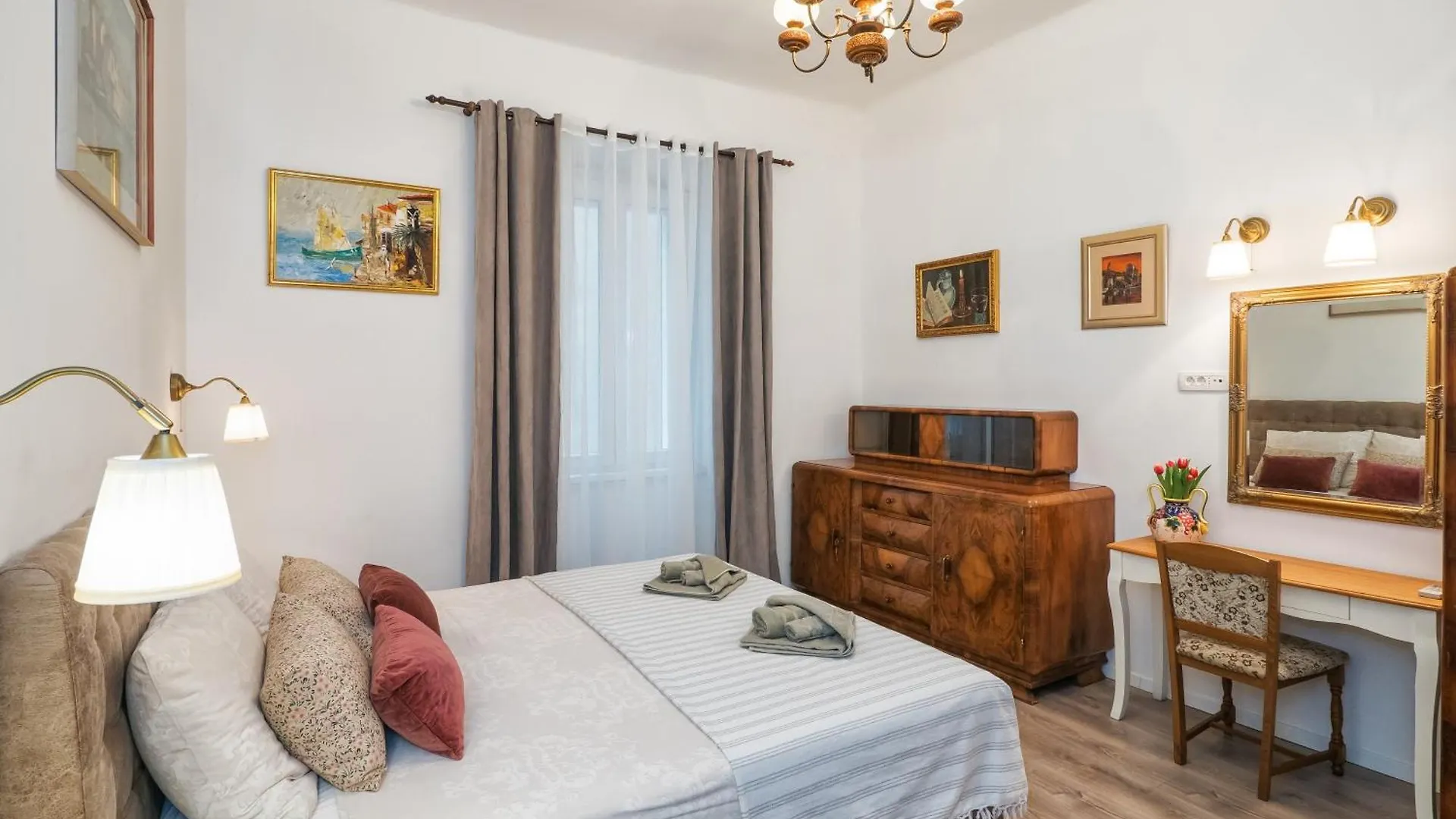Apartment City Center Secession Charm Near National Theatre Split Croatia