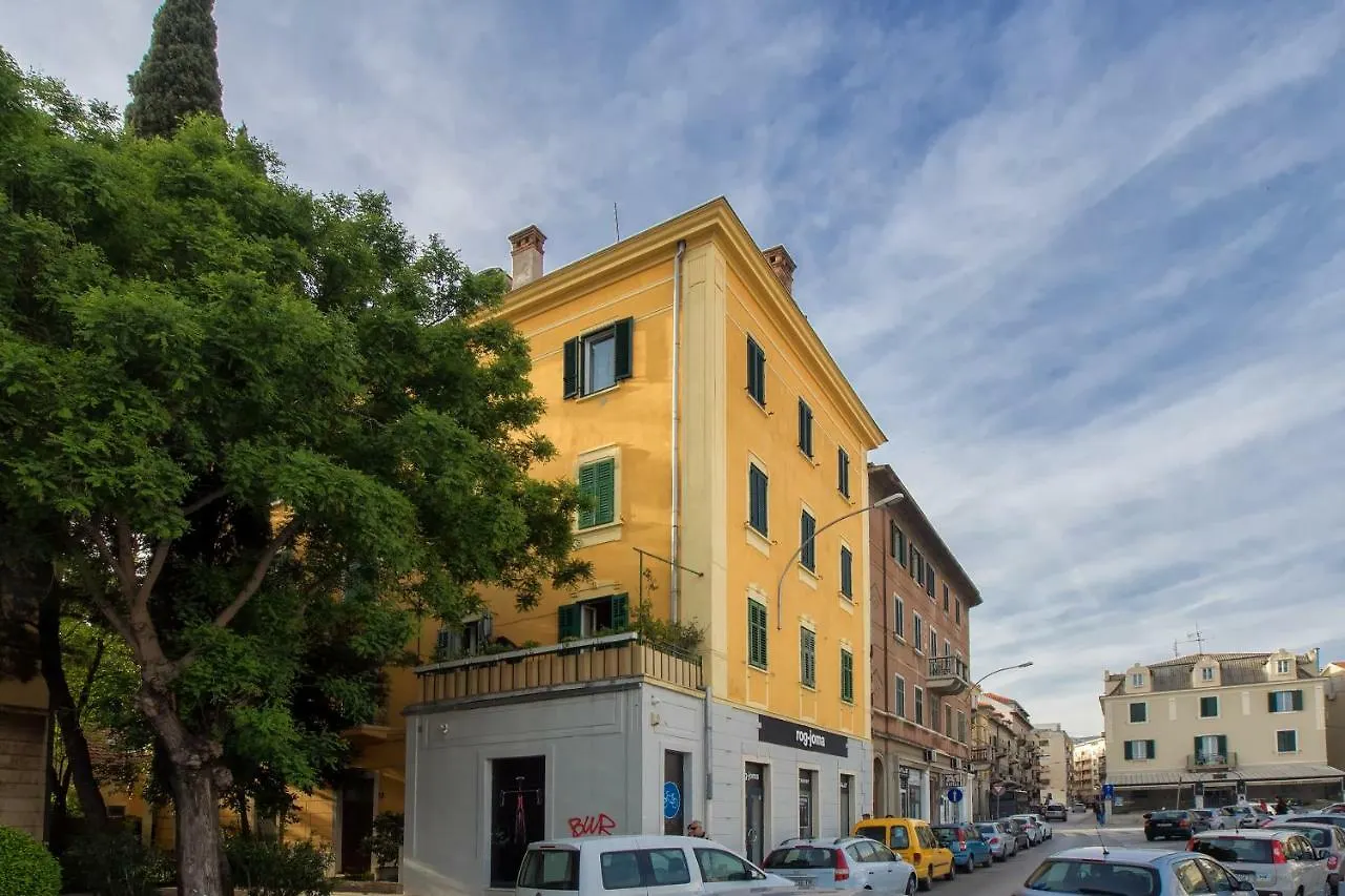 Apartment City Center Secession Charm Near National Theatre Split